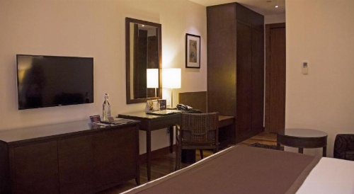 City Garden Grand Hotel image 8